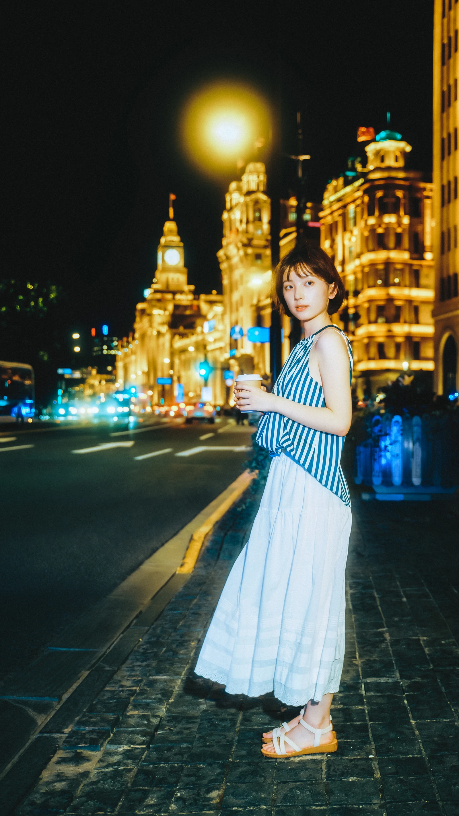 [YITUYU]艺图语-2024.10.21-转角遇到咖啡店-麻薯旎子-[26P-280MB]-2.webp